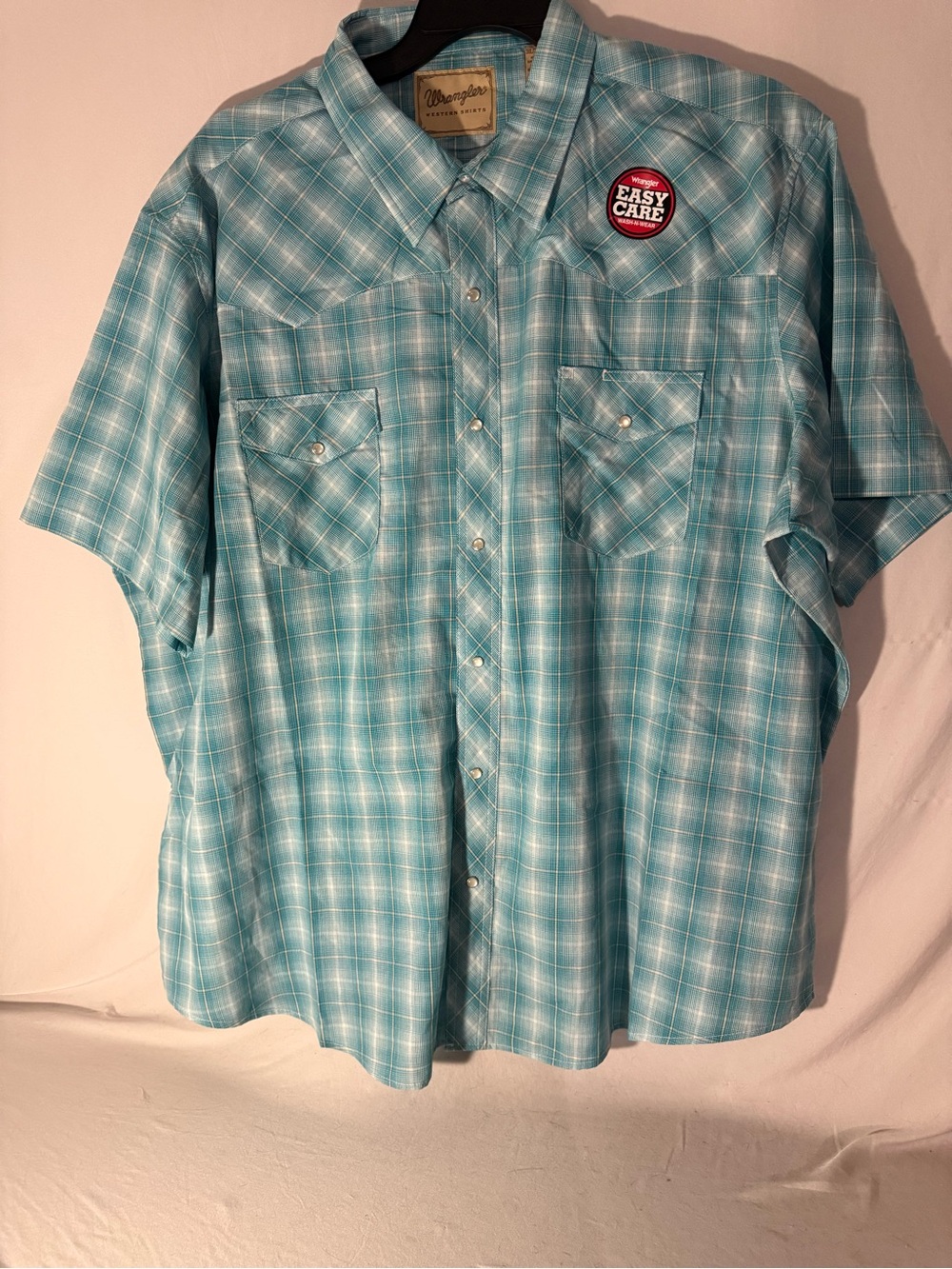 Wrangler Men's Turquoise Plaid Short Sleeve Button-Down